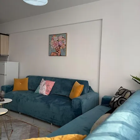 Seaside Apartment *