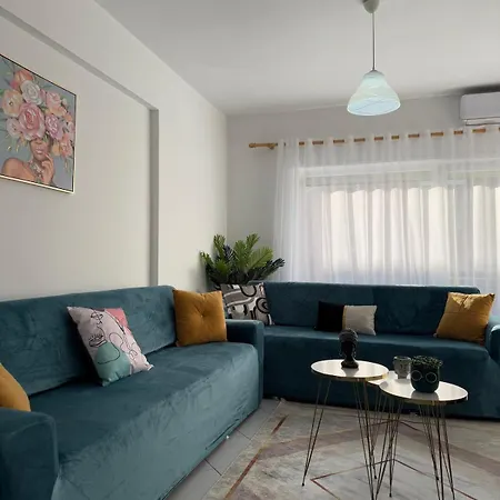 Seaside Apartment *