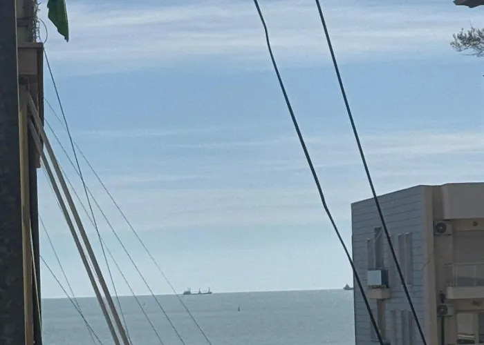 Seaside Appartamento Durrës